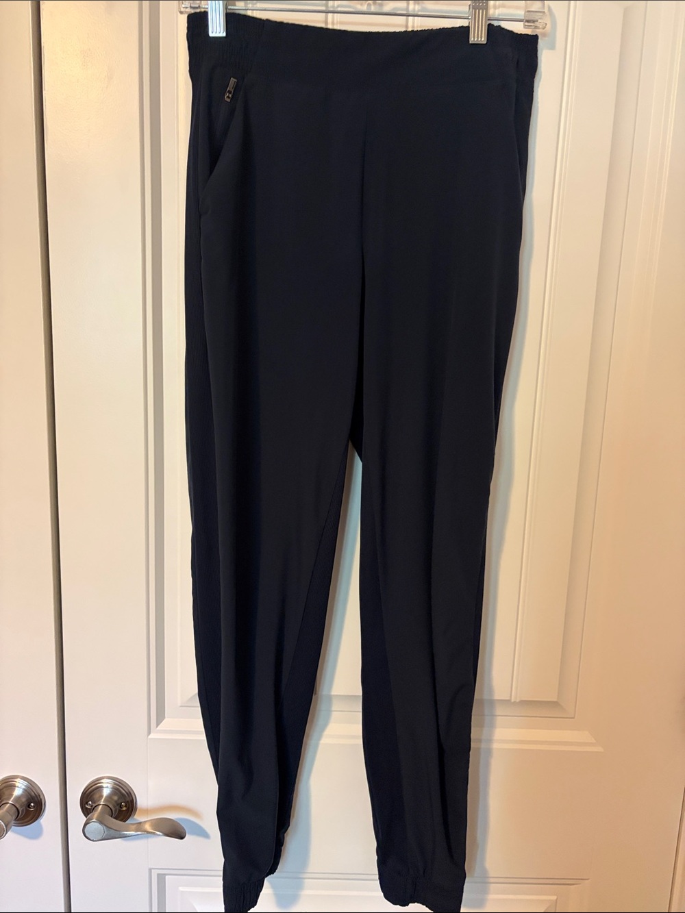 Athleta brand Women's Navy blue Jogger Pants - Classic Pull-On Style